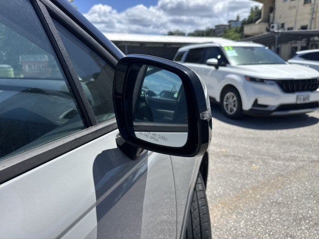 2023 Kia Carnival LX