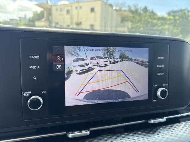 2023 Kia Carnival LX