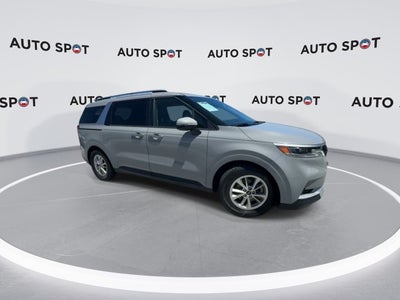2023 Kia Carnival LX