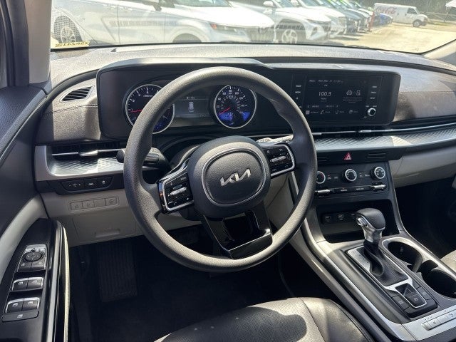 2023 Kia Carnival LX