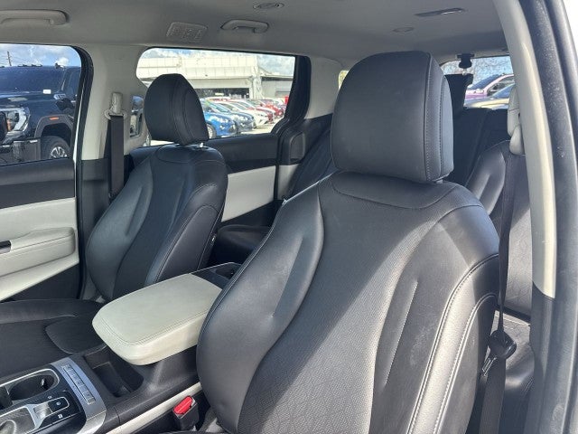 2023 Kia Carnival LX