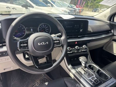 2023 Kia Carnival LX