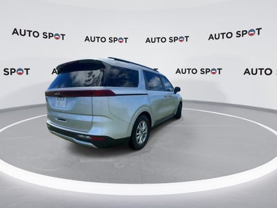 2023 Kia Carnival LX