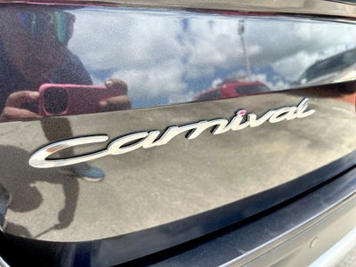 2022 Kia Carnival EX