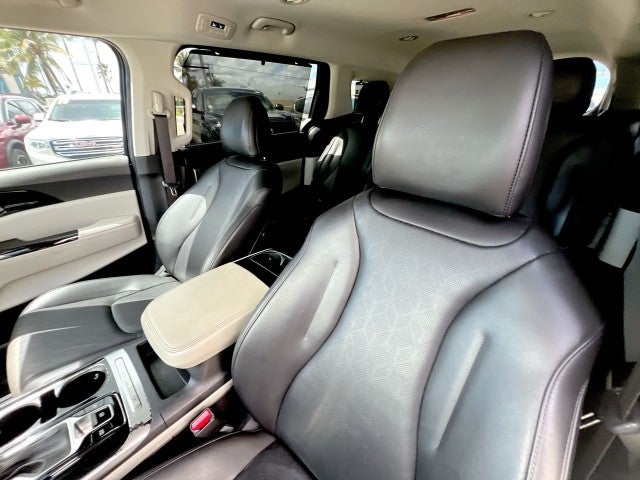 2022 Kia Carnival EX