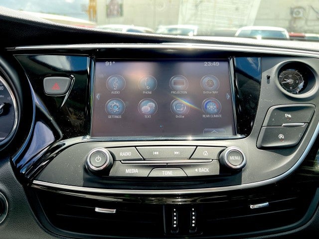 2020 Buick Envision Essence Group